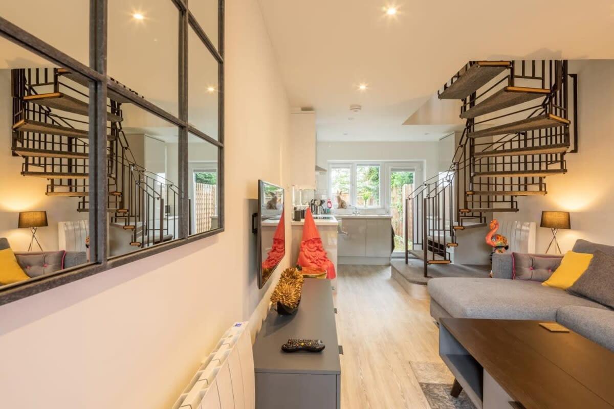 Delightful Central Duplex - 2 Mins To Station CBG Exteriér fotografie